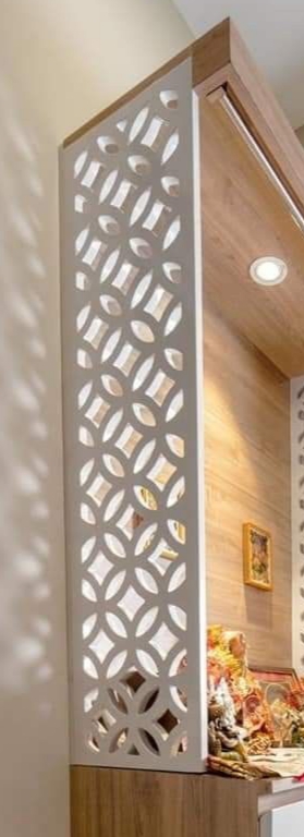 मंदिर की साइड की जाली की डिजाइन